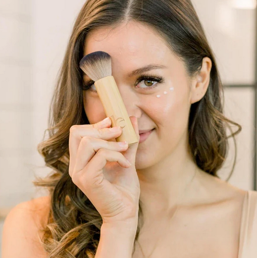 Self Tanner Kabuki Facial Brush
